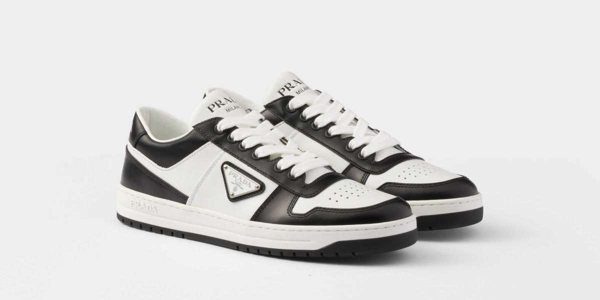 New Arrival Collections Prada Outlet
