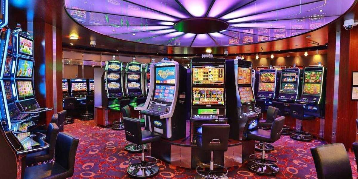 The Evolution of the Casino: From Venice to the Virtual World