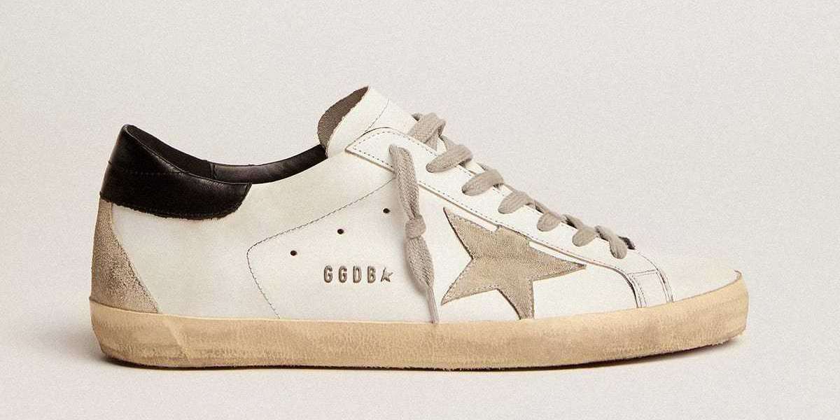 Think mob wife Golden Goose style and fur are just