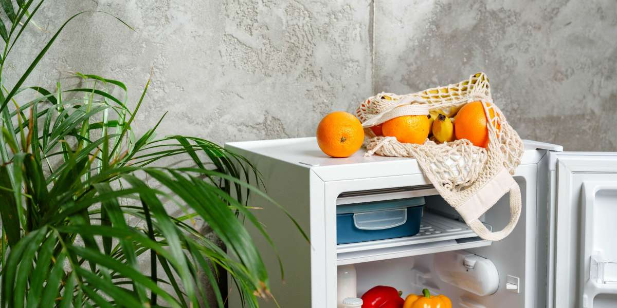Why You're Failing At Cheapest Fridge Freezer UK